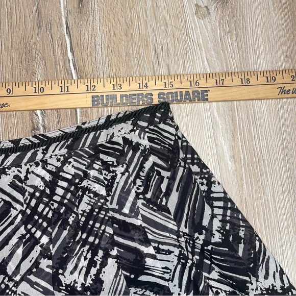 Talbots Women’s Black White Cotton Silk Blend Abstract Print Skirt Size 8 Petite - Picture 9 of 11